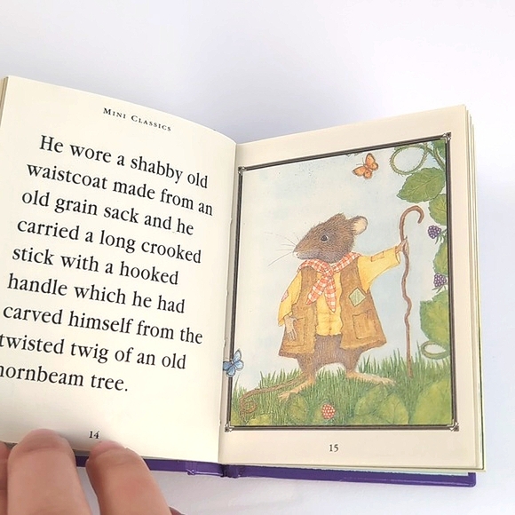 Aesop's Fables Mini Classics Illustrated Book - Picture 8 of 11